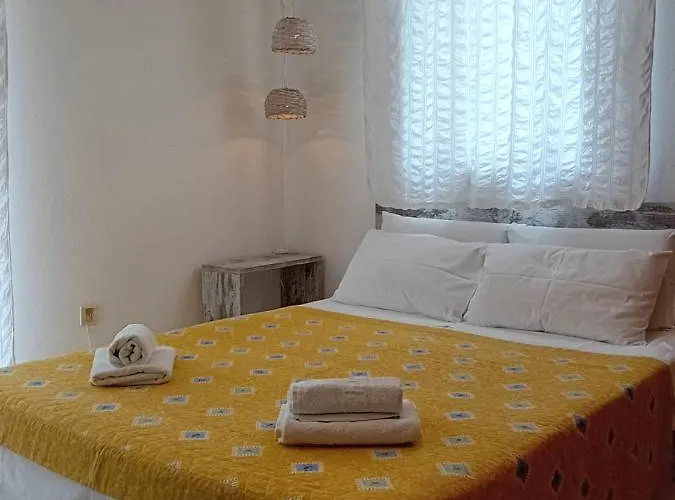 La Mira House 3* نيوس مارماراس