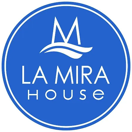 아파트호텔 La Mira House 3*