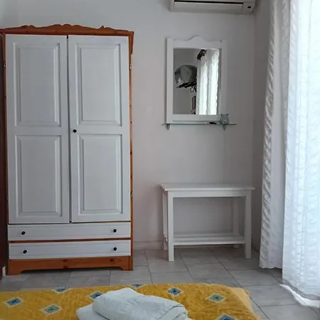 La Mira House 3* Neos Marmaras