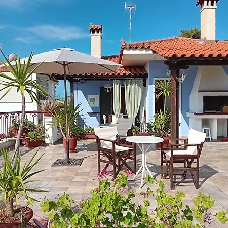 La Mira House