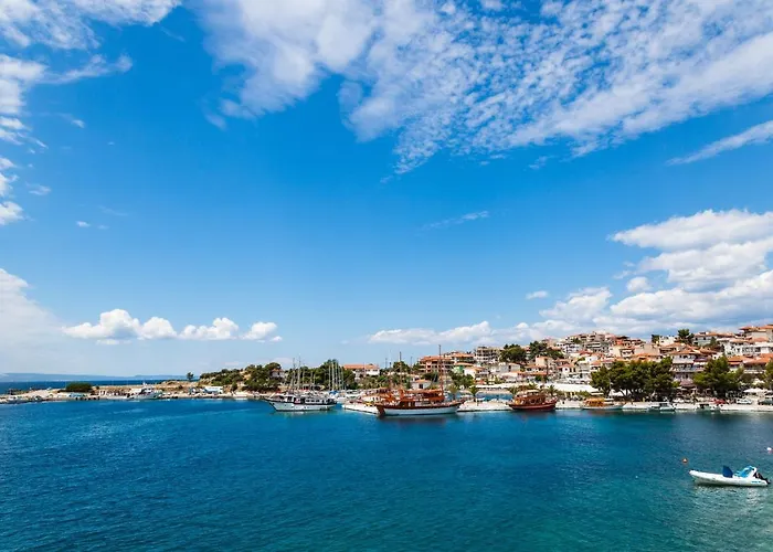 Apart Otel La Mira House Neos Marmaras