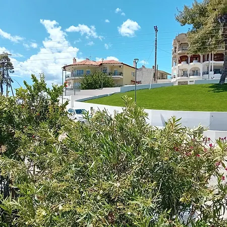 La Mira House 3* 네오스마르마라스