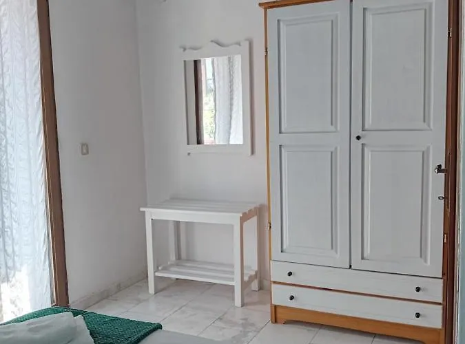 La Mira House Neos Marmaras