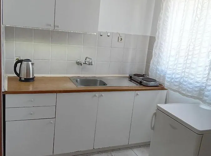 La Mira House Apartahotel