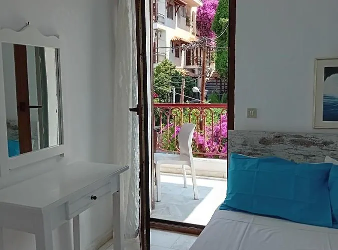 La Mira House Neos Marmaras