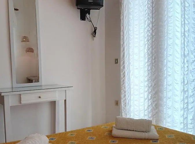 Apartahotel La Mira House Neos Marmaras